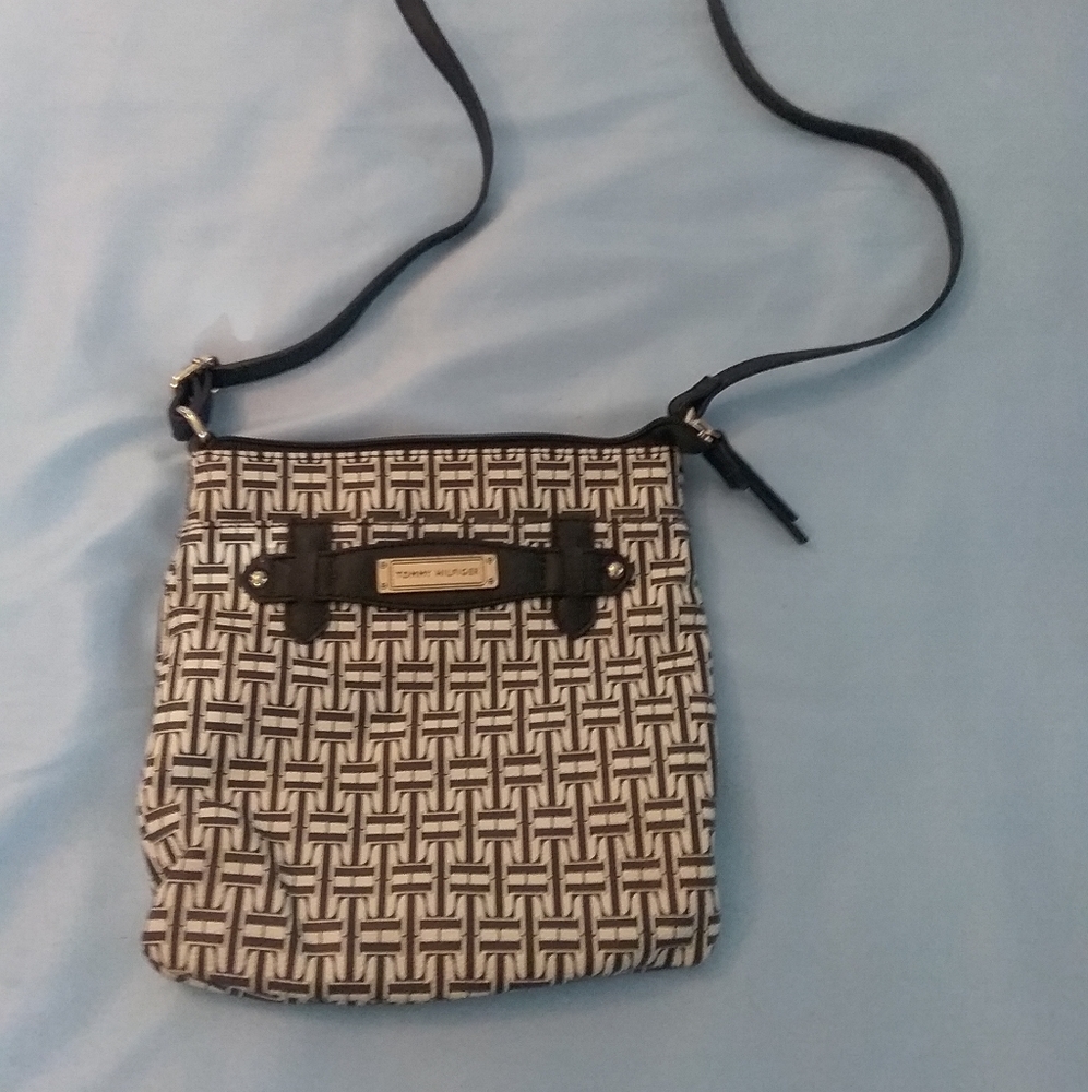 Tommy Hilfiger Women's Crossbody Purse